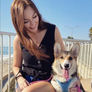 Meet your Posher, Jenny